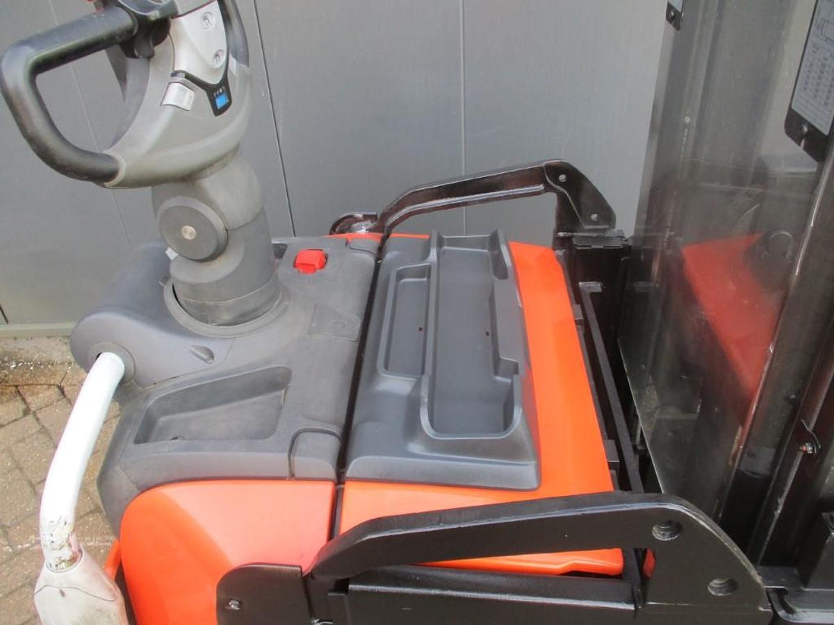 Refurbished 2018 BT SPE 200D - 2409