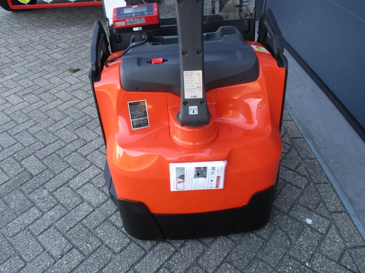 Refurbished 2024 TOYOTA SWE120XR  - 133