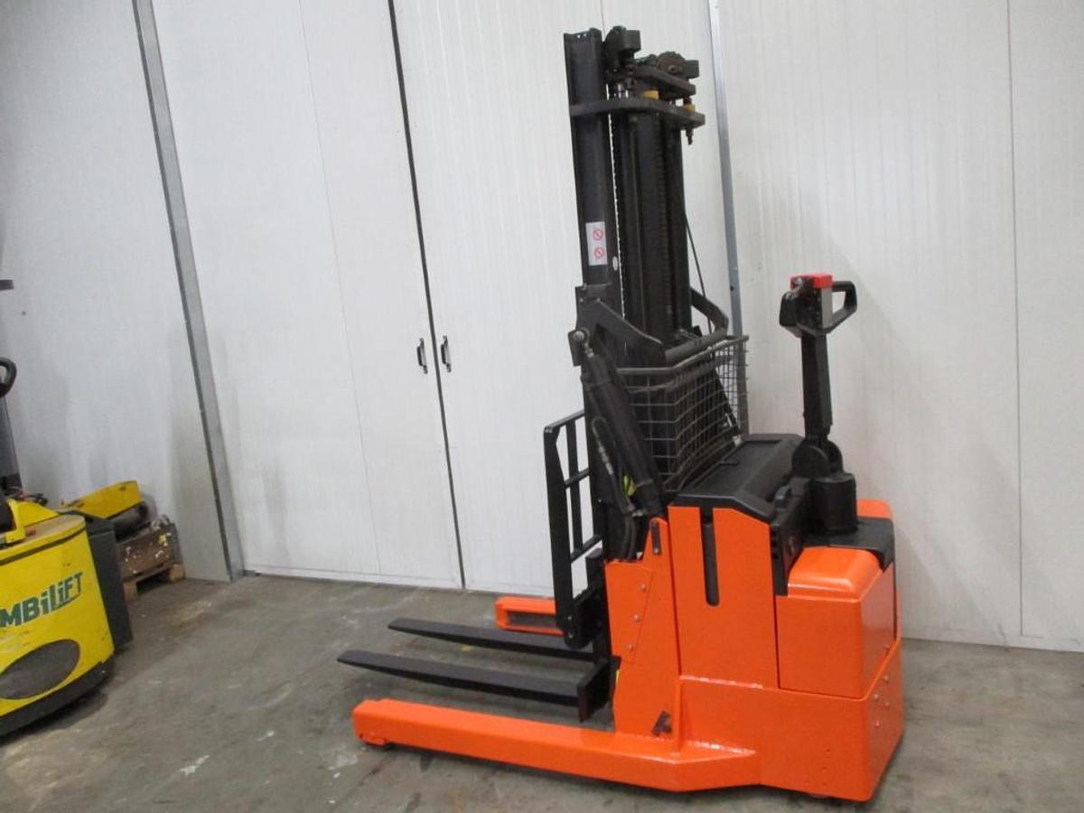 Refurbished 2015 TOYOTA BT RWE120 - 2920