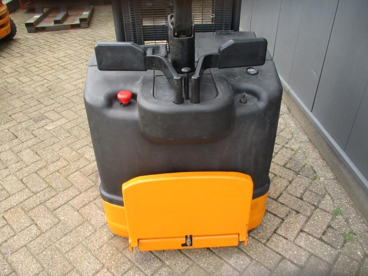 Refurbished 2015 STILL EGV S20