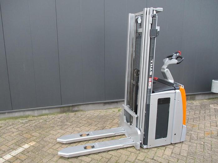 Refurbished 2019 BT EXV SF14 - 2004