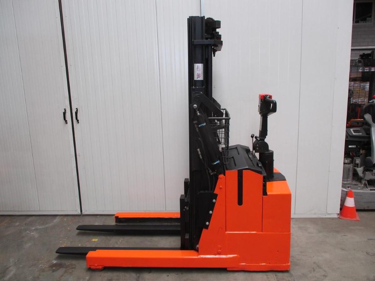 Refurbished 2011 BT TOYOTA RWE120 triplex - 3197