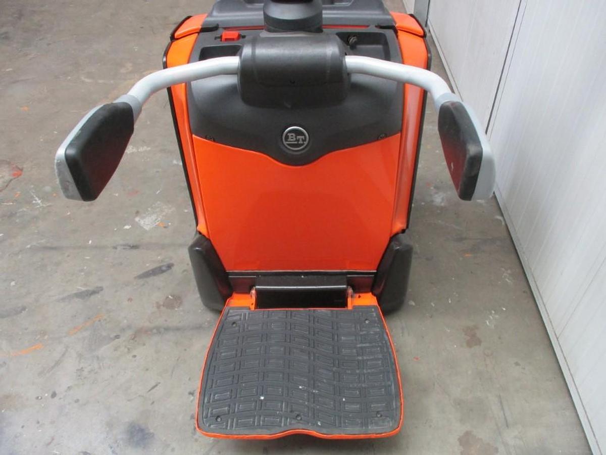 Refurbished 2015 TOYOTA BT LPE200 - 2331