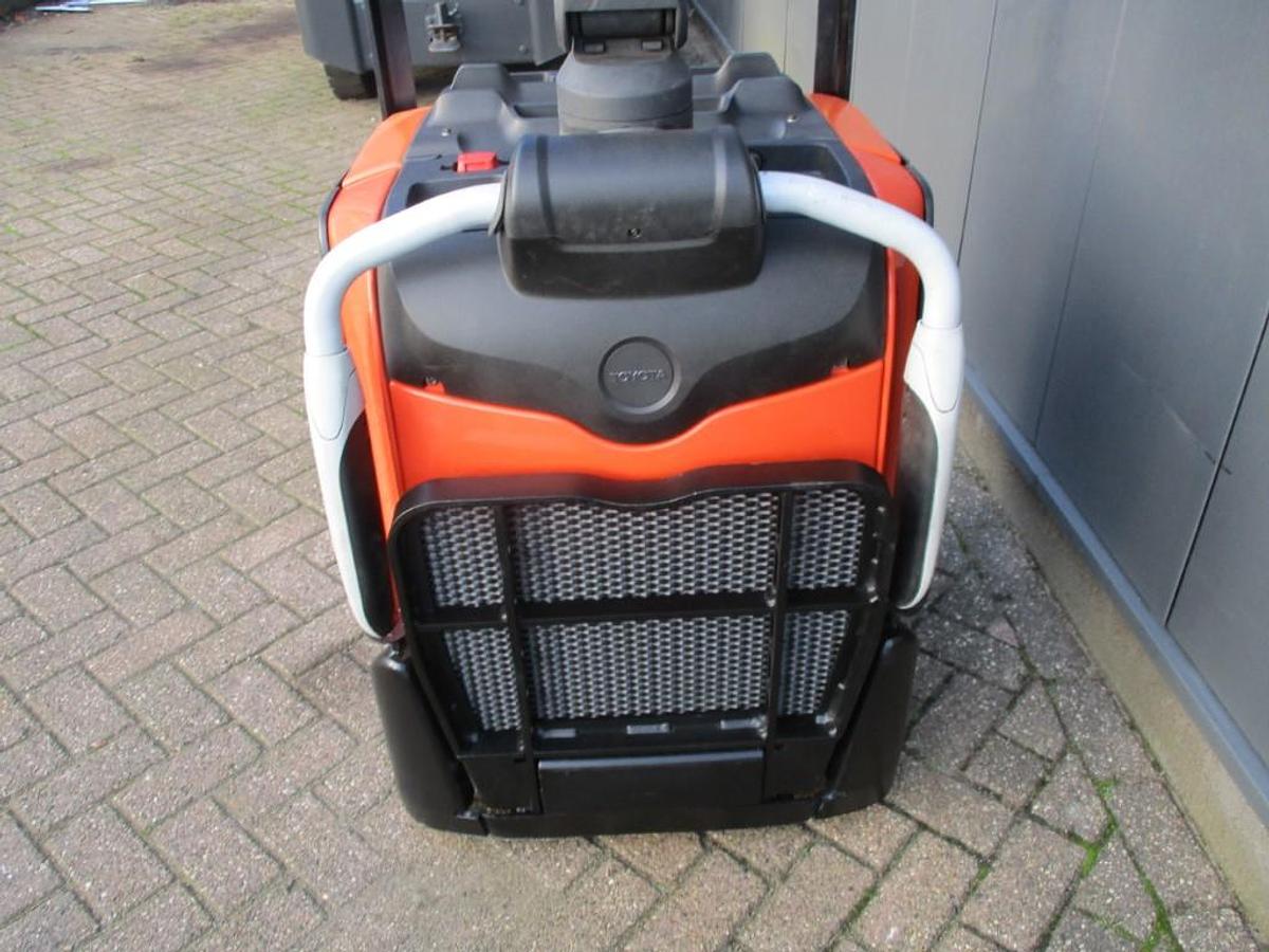 Refurbished 2018 TOYOTA LPE250