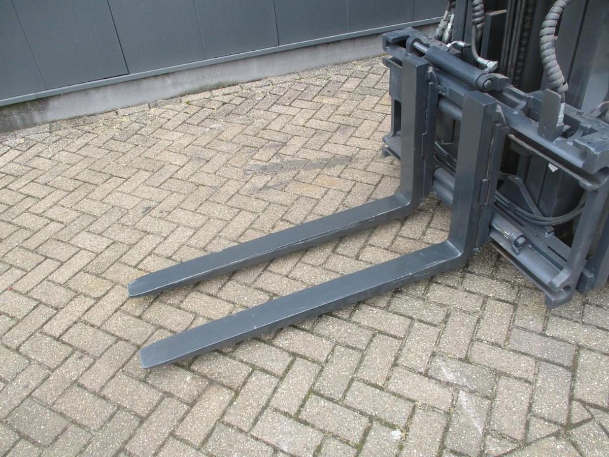 Refurbished 2015 STILL RX 60-30 - 2017