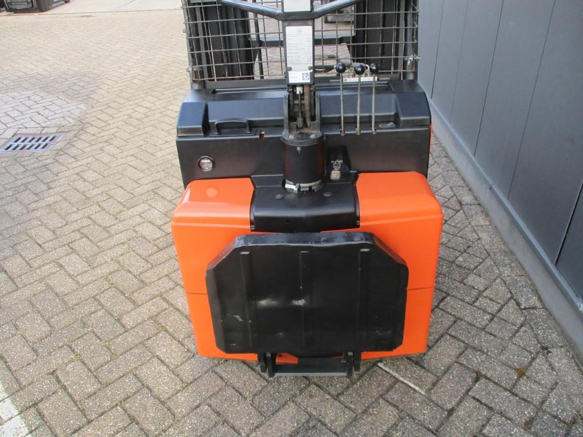 Refurbished 2011 BT TOYOTA RWE120 - 1221