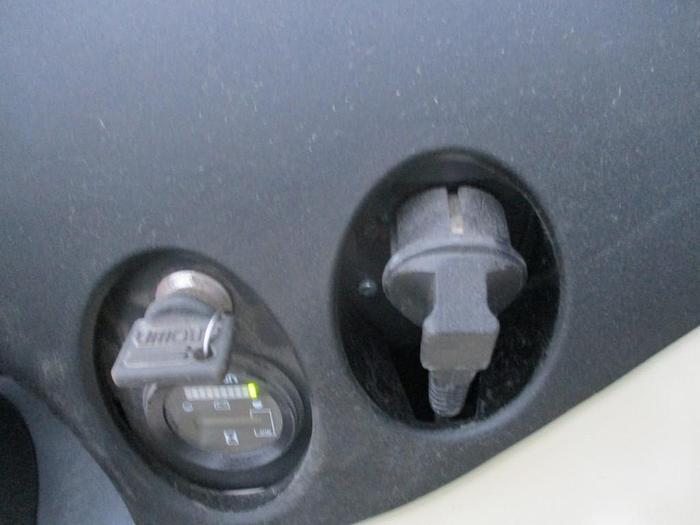 Refurbished 2010 Crown WF 3000-1.0 TL