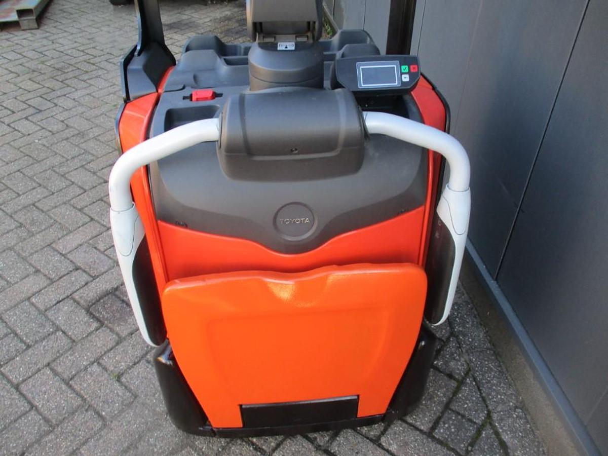 Refurbished 2021 BT LPE 200