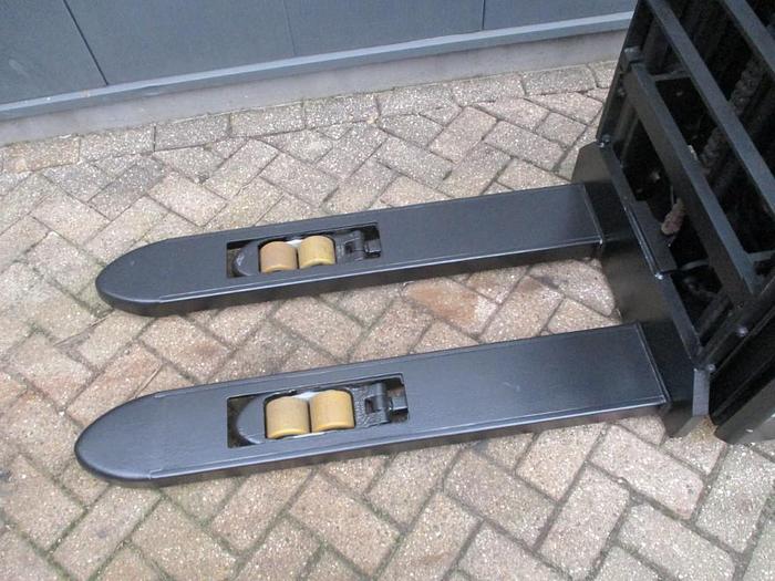 Used 2016 BT SWE120L