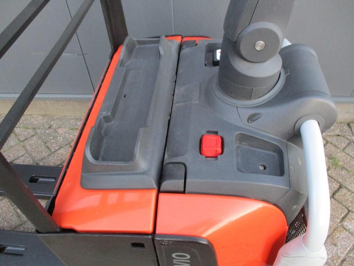 Refurbished 2018 TOYOTA LPE200 - 1750