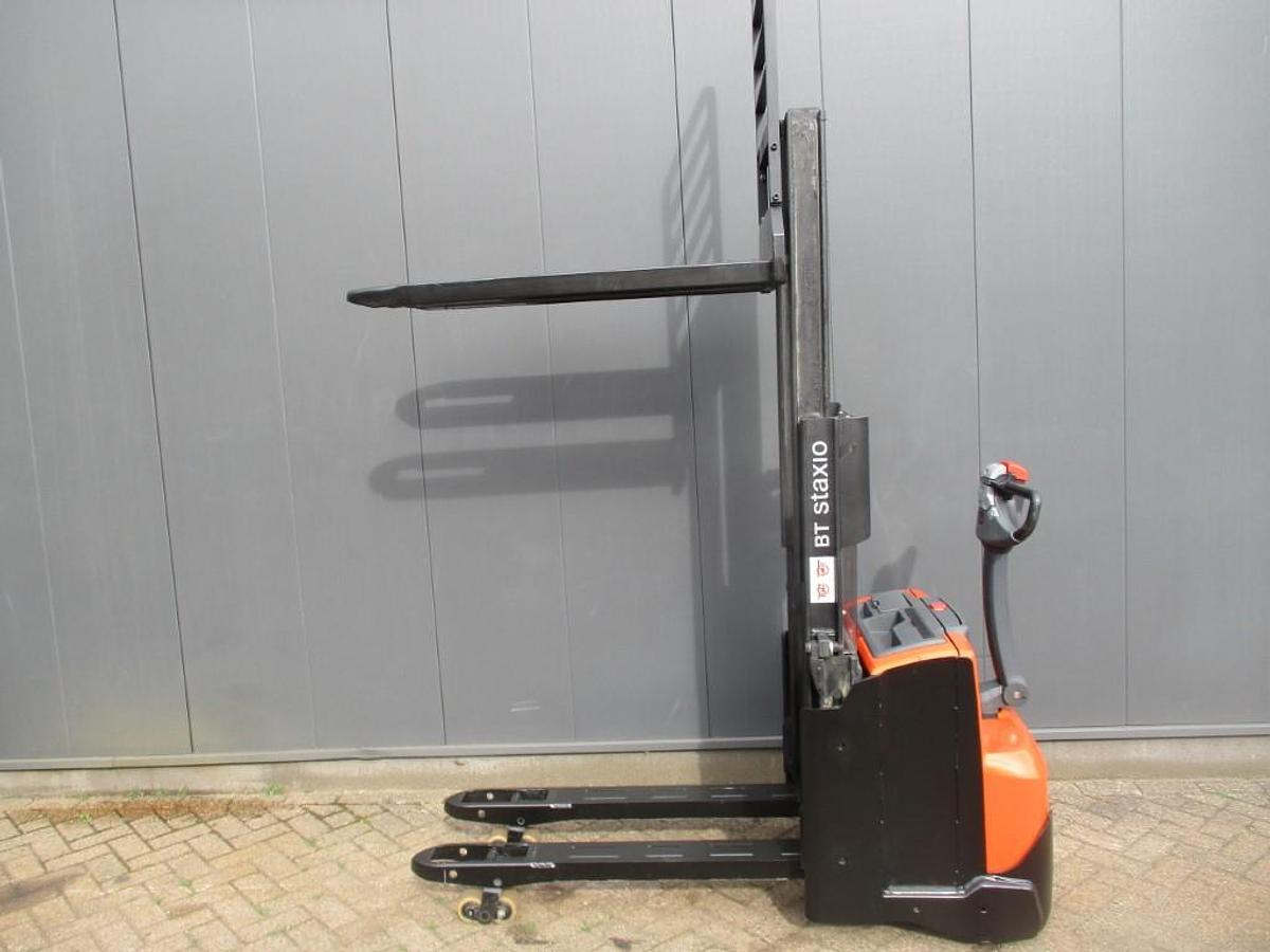 Refurbished 2015 BT SWE 200D - 1820