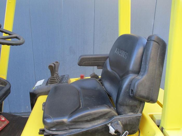 Refurbished 1998 HYSTER E2.50 XM