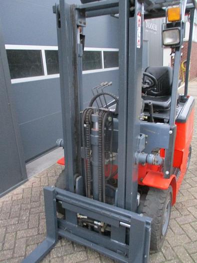 Refurbished 2011 HELI CPD15