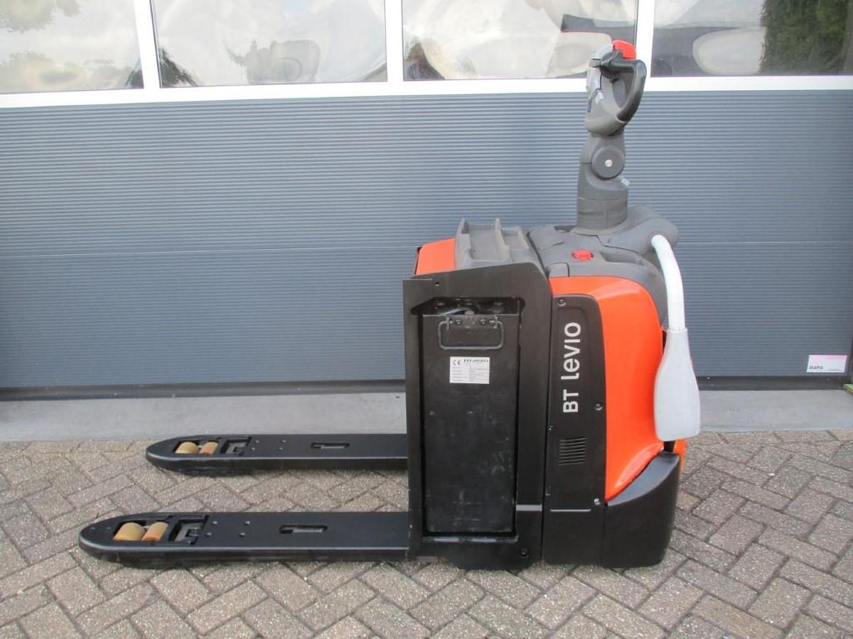 Refurbished 2015 BT LPE 200 - 1946