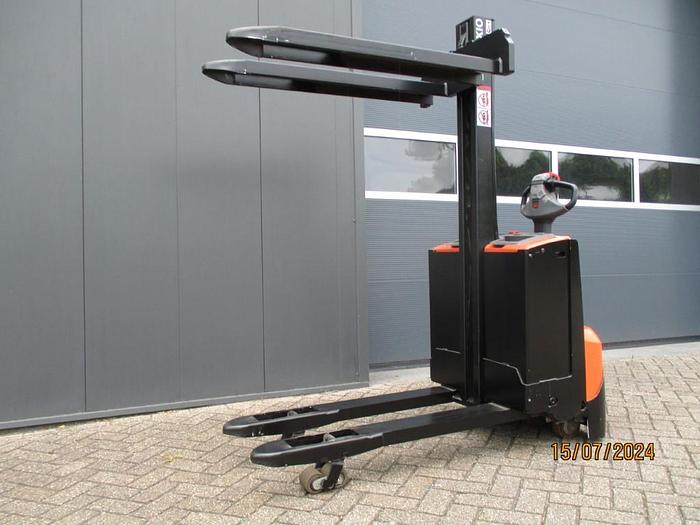 Refurbished 2012 BT SWE 080L - 1255