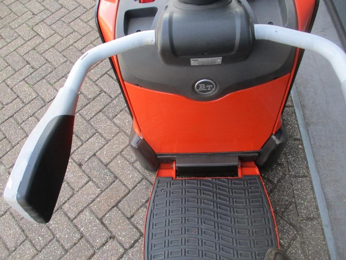 Refurbished 2015 BT LPE 200 - 1946