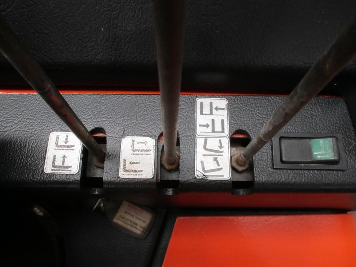 Refurbished 2011 BT TOYOTA RWE120 - 1292