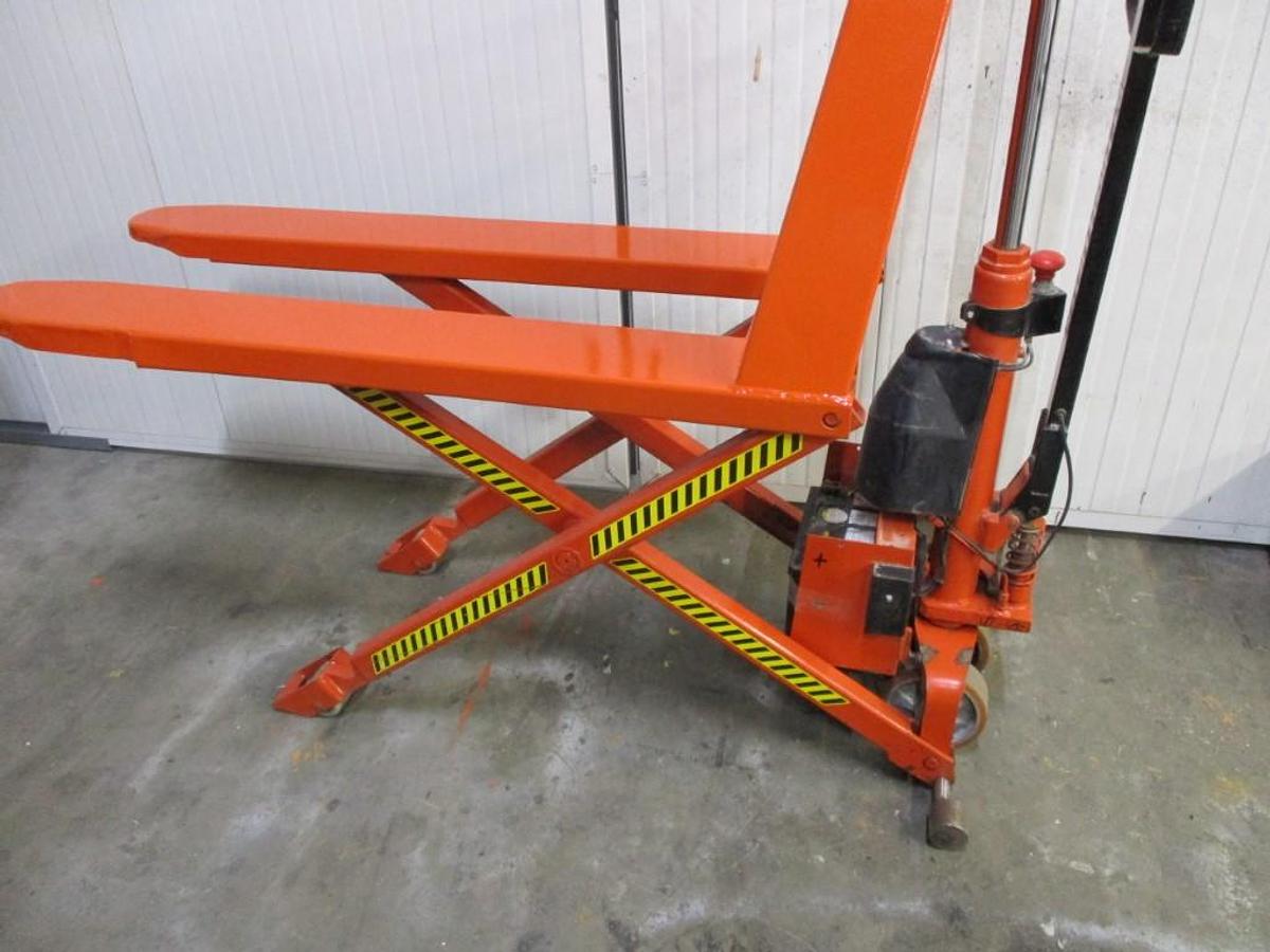 Refurbished 1997 BT HLE1000A