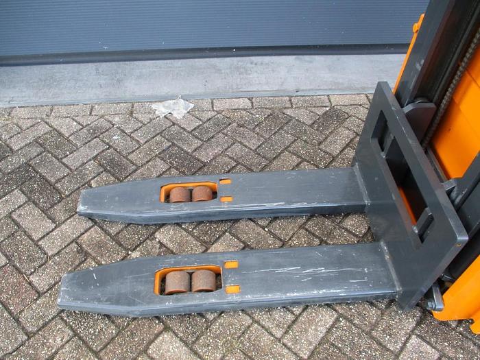 Used 2015 STILL EGV-S20