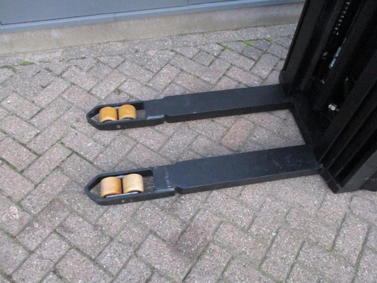 Refurbished 2007 BT SPE125