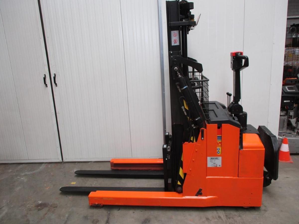 Refurbished 2016 TOYOTA BT RWE120 - 1028