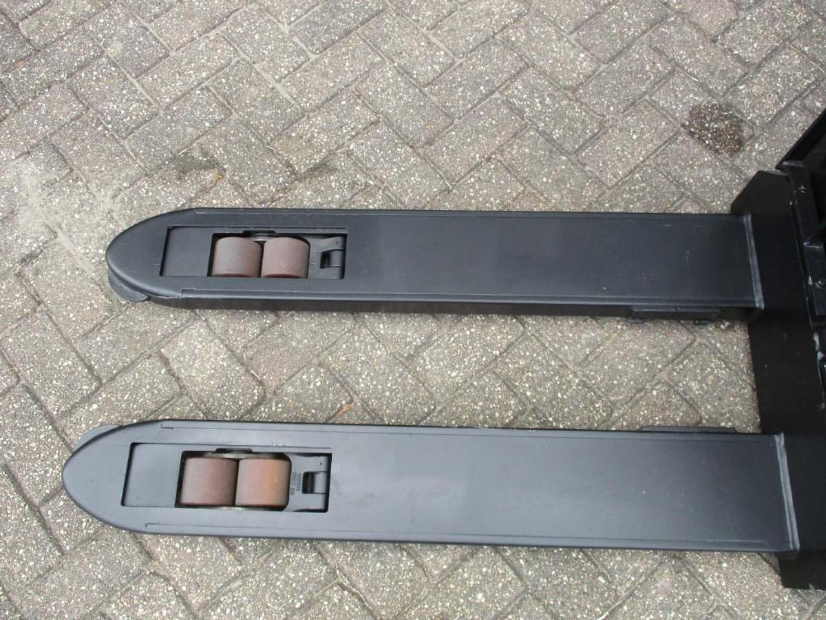 Refurbished 2012 BT TOYOTA SWE 080L - 1142