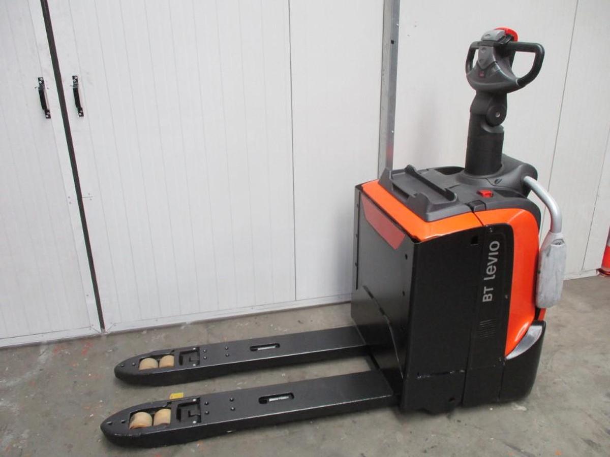 Refurbished 2016 TOYOTA BT LPE200 - 2247