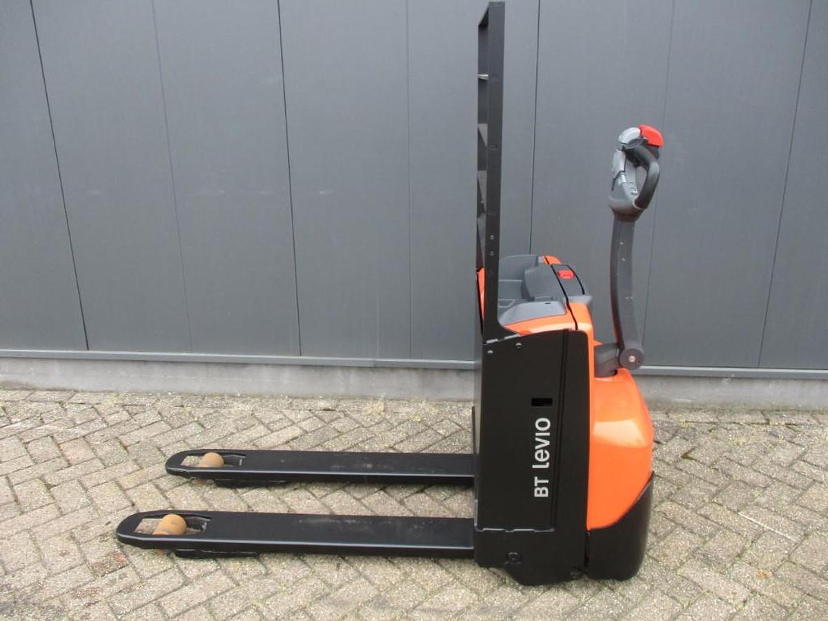 Refurbished 2022 TOYOTA LWE160 - 918