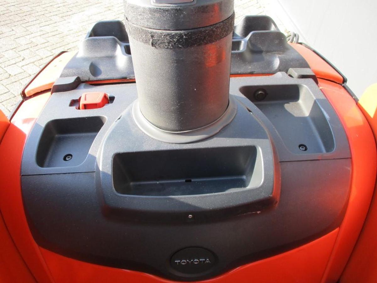 Refurbished 2015 BT TOYOTA LPE250 - 1880