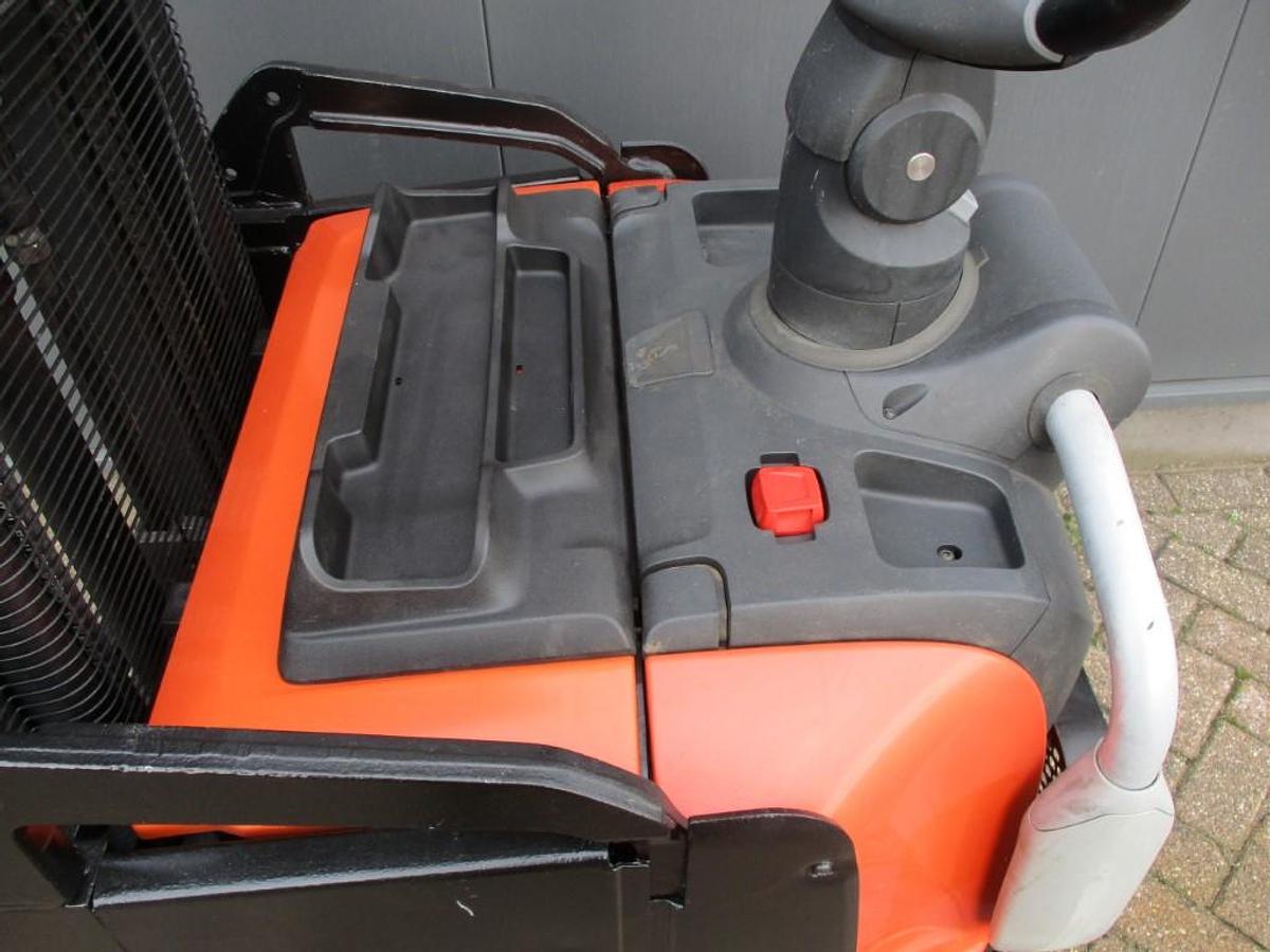 Refurbished 2016 TOYOTA SPE120 triplex - 2563