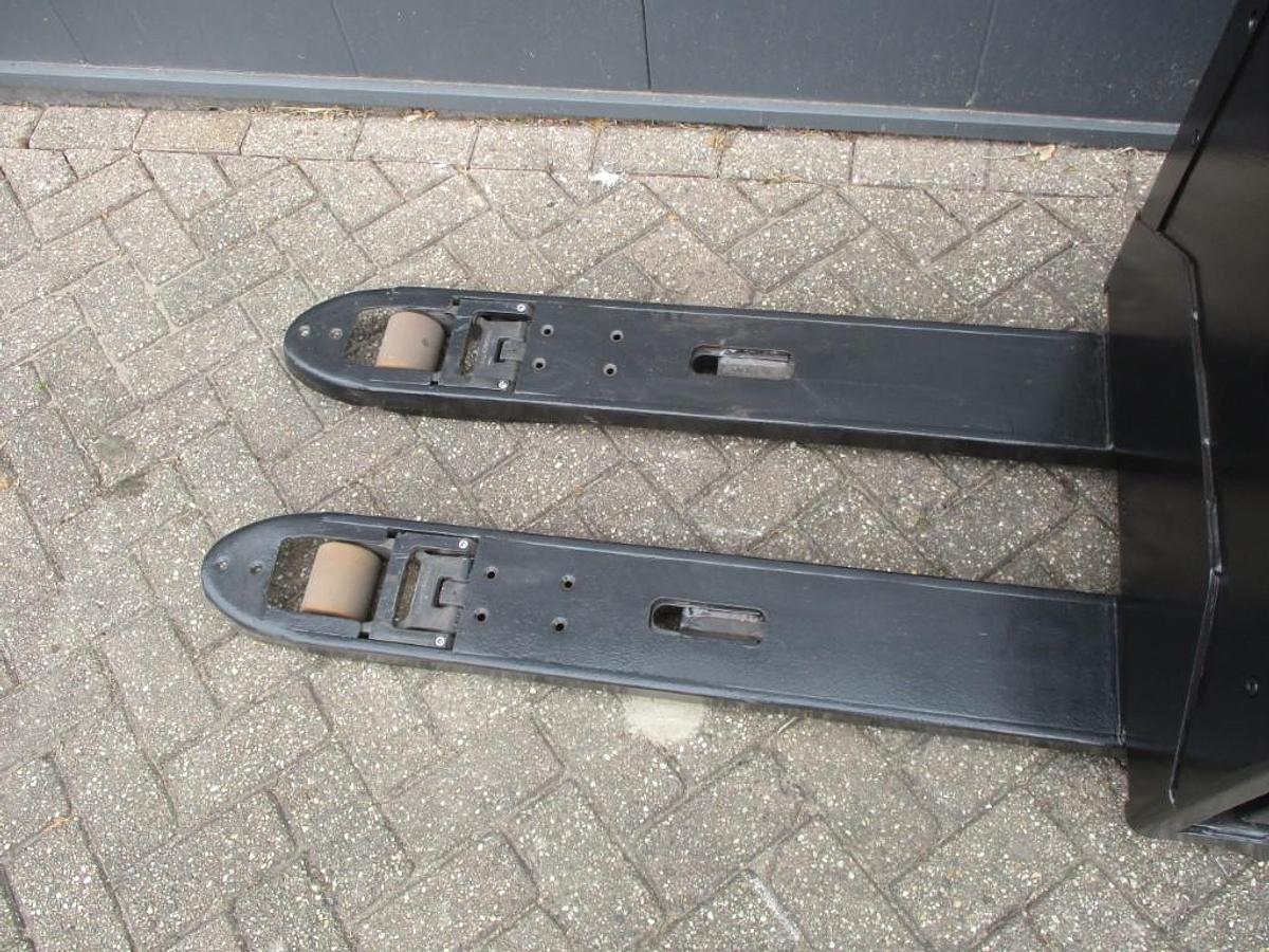 Refurbished 2016 BT LPE200 - 2557