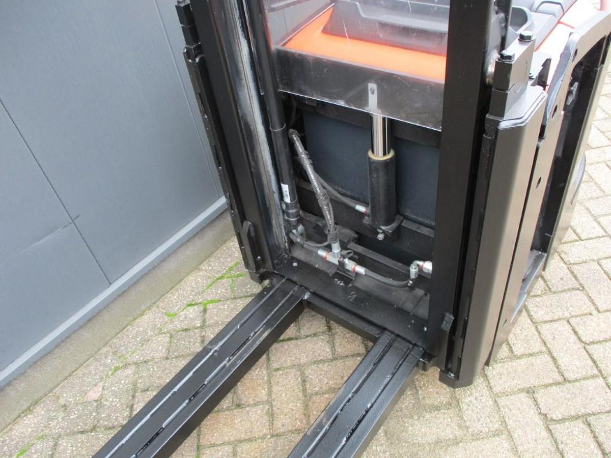 Refurbished 2016 BT SPE200D - 2670