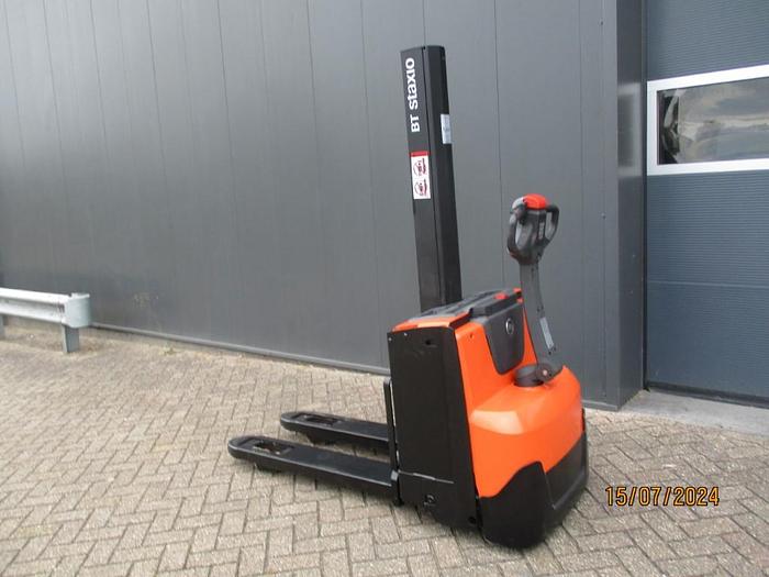 Refurbished 2018 TOYOTA SWE 080L