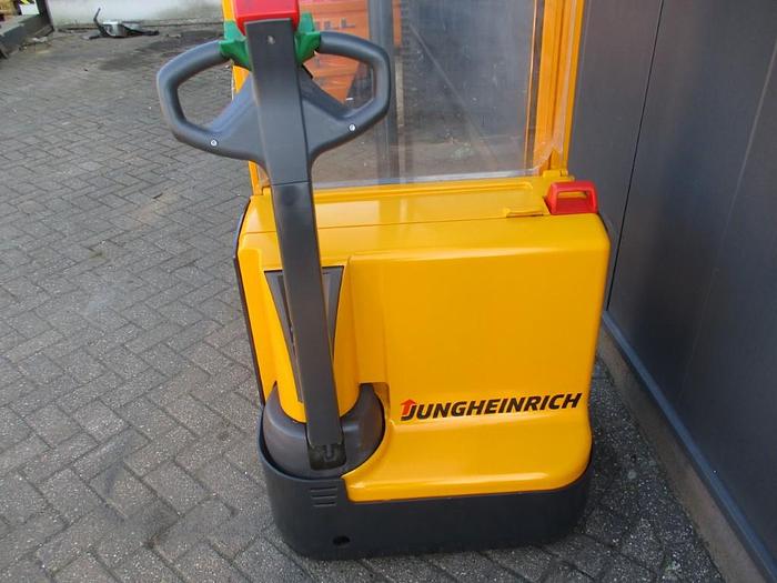Refurbished 2007 Jungheinrich EJC 110