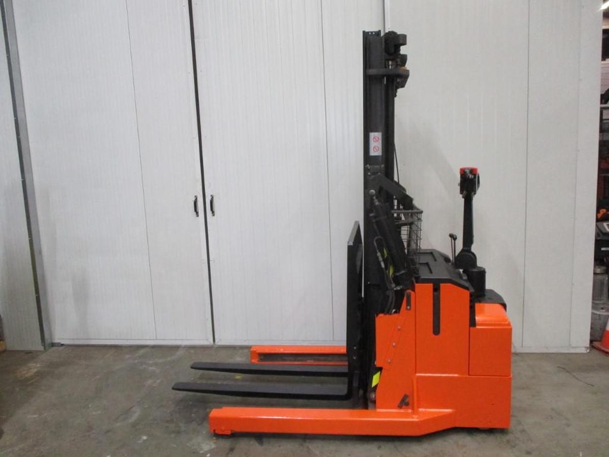 Refurbished 2015 TOYOTA BT RWE120 - 2920