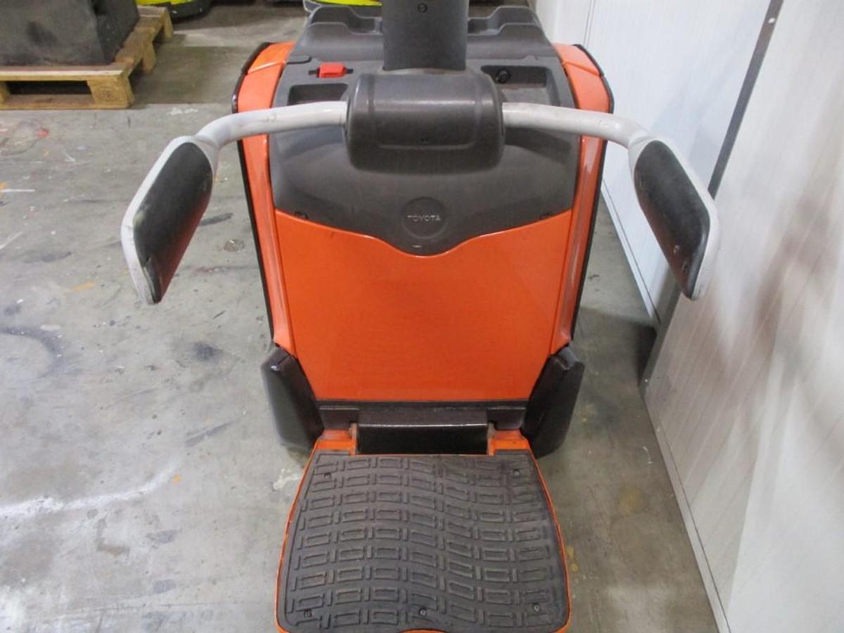 Refurbished 2017 TOYOTA LPE250 - 1994