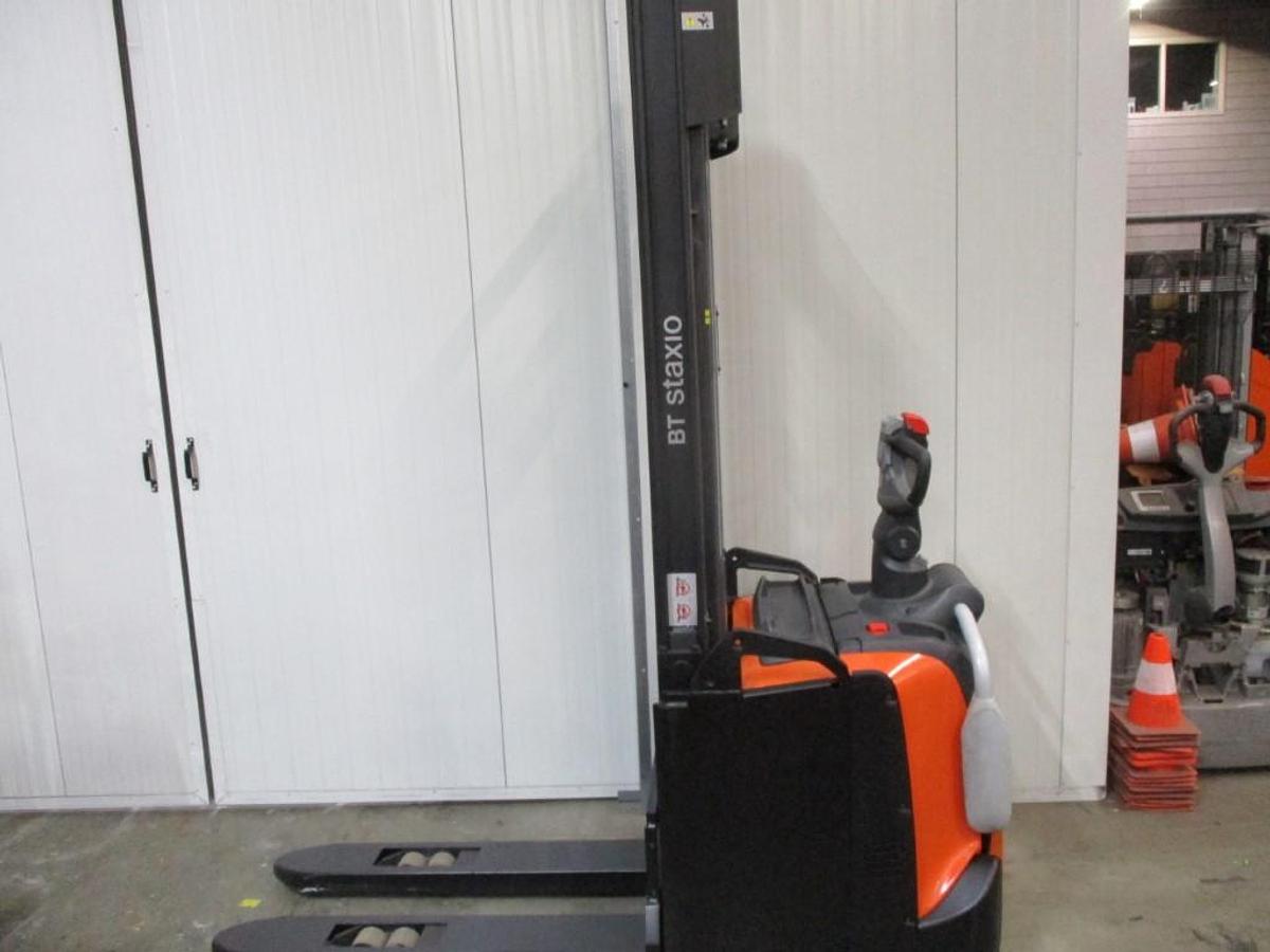 Refurbished 2021 TOYOTA SPE120 - 52