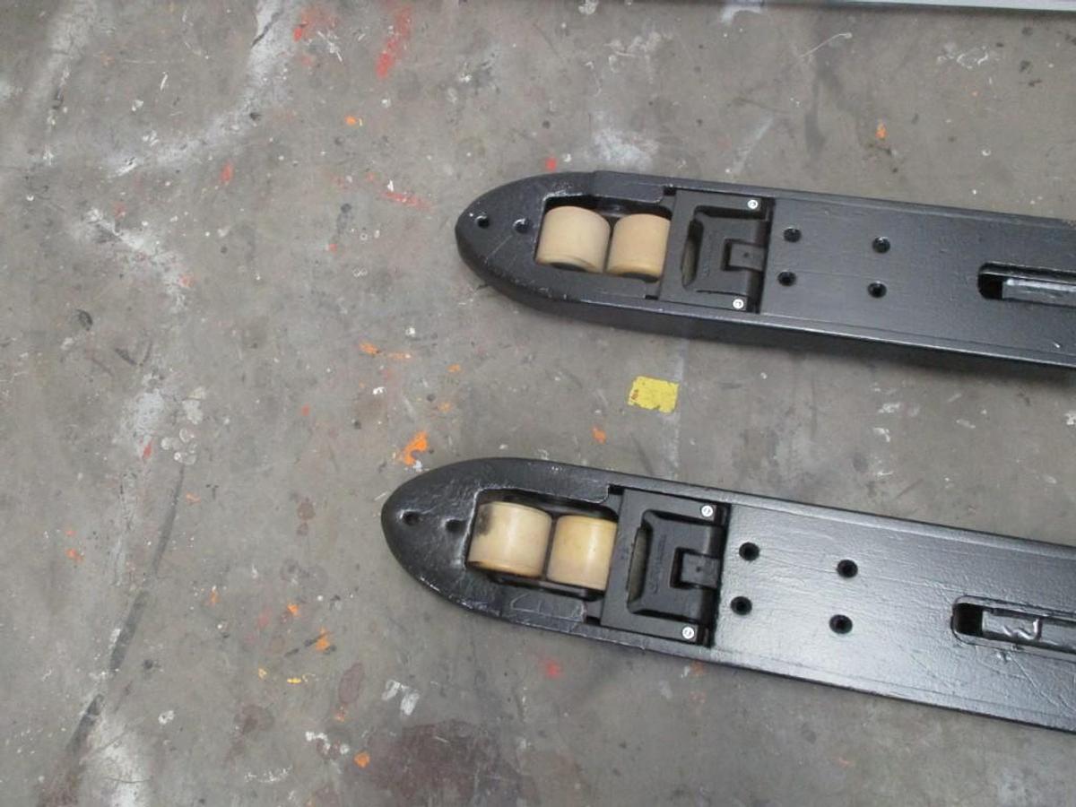 Refurbished 2016 TOYOTA BT LPE200 - 2247