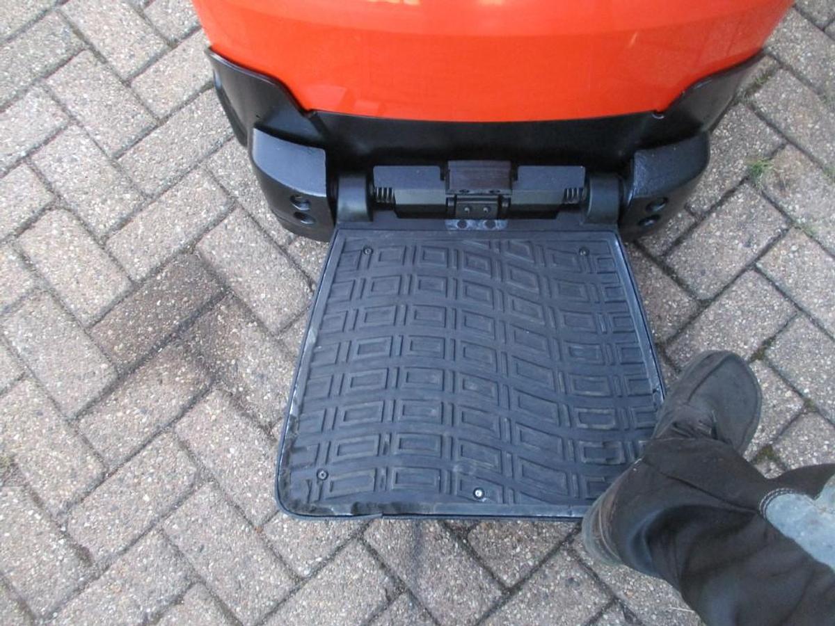 Refurbished 2016 BT SWE 200D - 1441