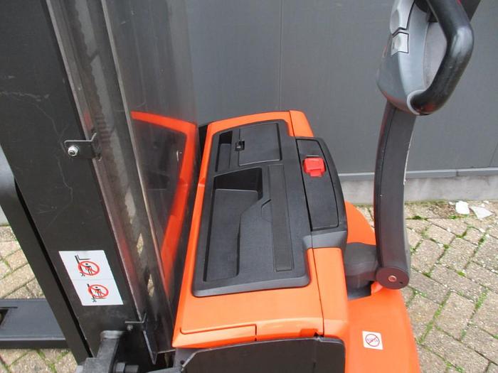 Gebruikt BT / SWE100-1233