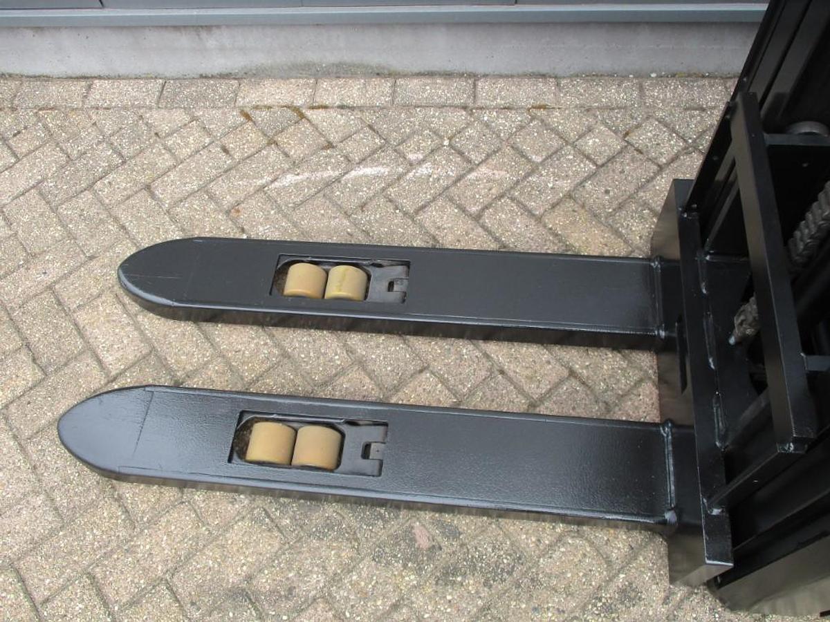 Refurbished 2019 TOYOTA SPE140L triplex - 2127