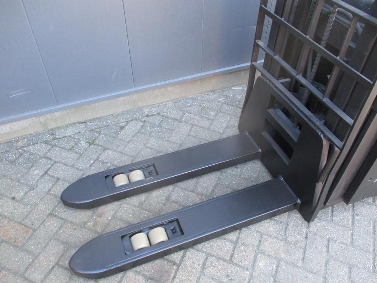 Refurbished 2011 BT SPE 160L - 1846