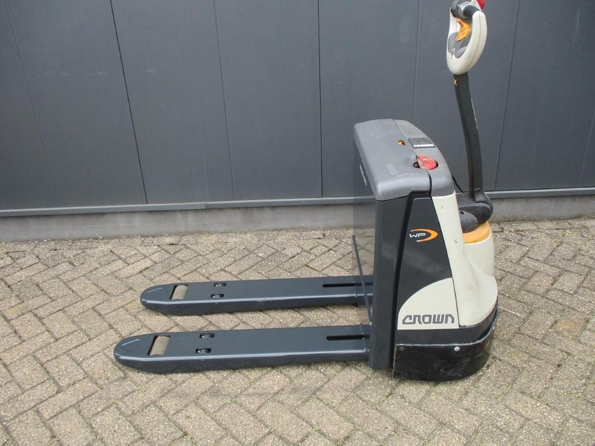 Refurbished 2015 Crown WP3015 - 26