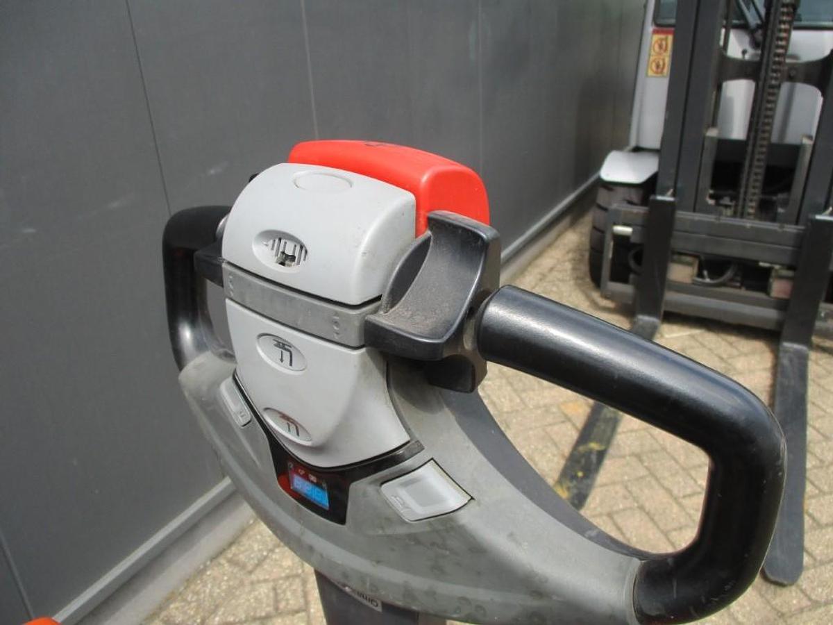 Refurbished 2019 TOYOTA LWE160 - 831