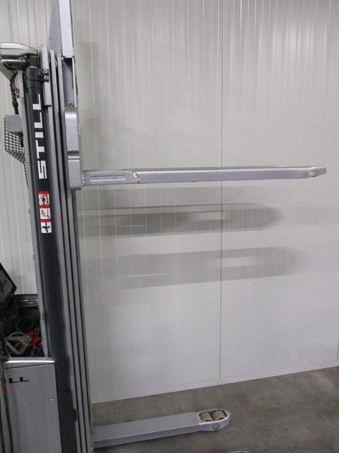 Refurbished 2016 STILL EXV16 triplex - 4372