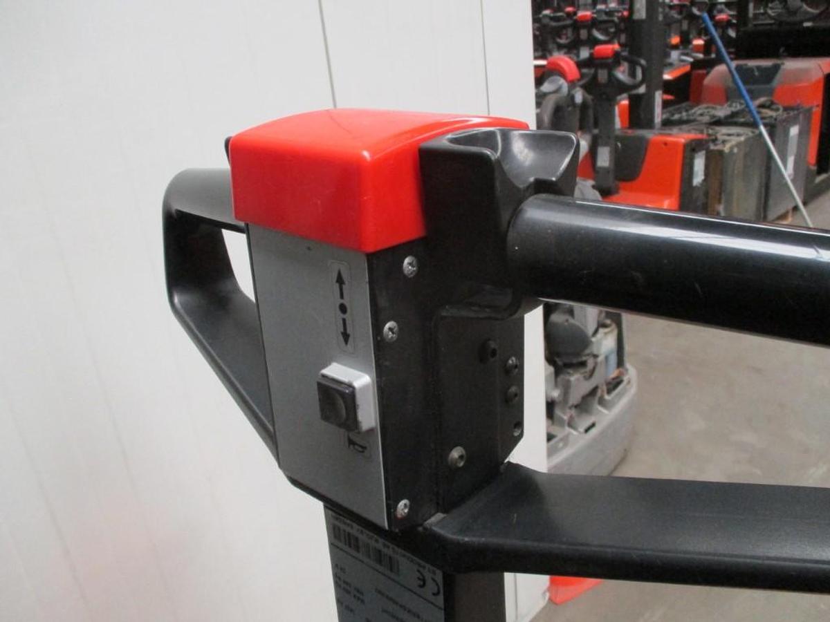 Refurbished 2011 BT TOYOTA RWE120 triplex - 3197