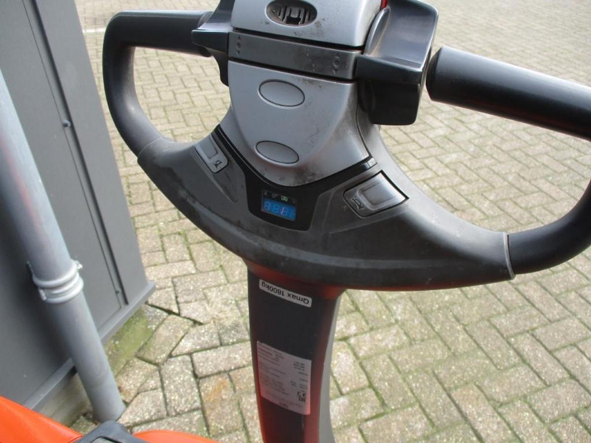 Refurbished 2019 TOYOTA LWE180 - 994