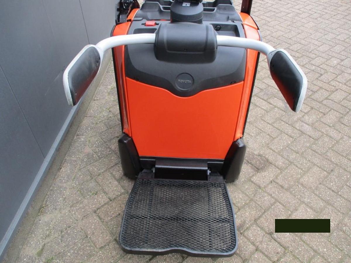 Refurbished 2021 TOYOTA LPE200 - 2093