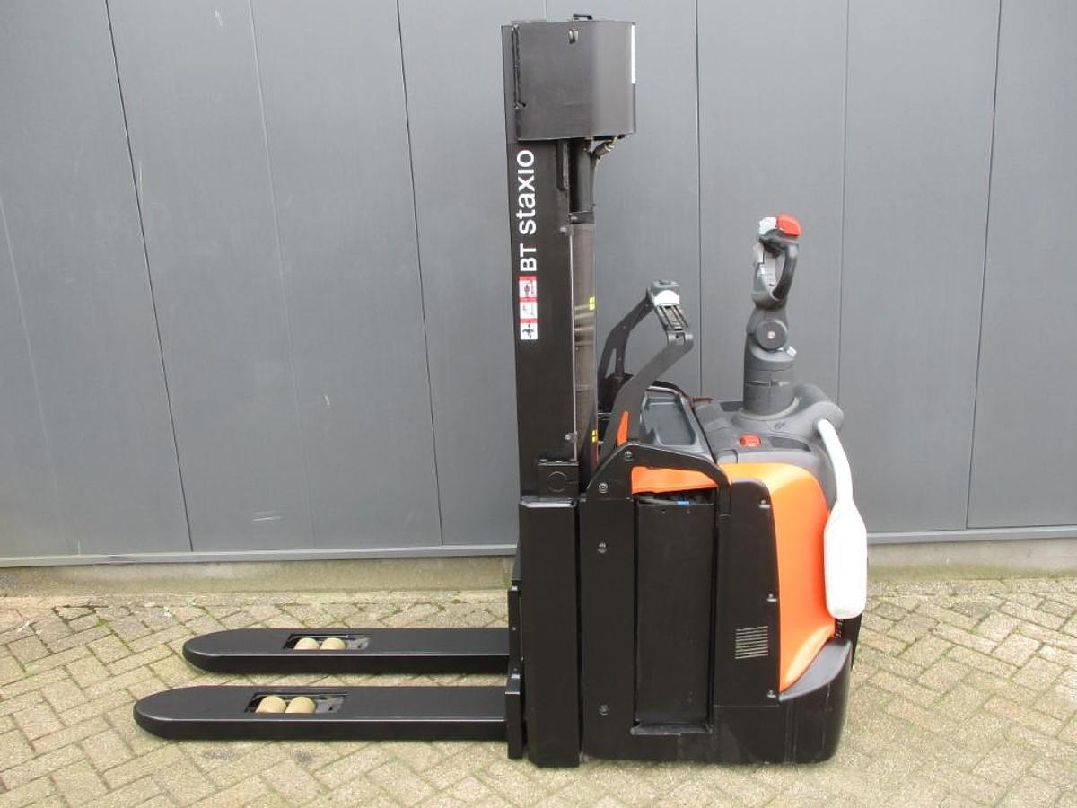 Refurbished 2019 TOYOTA SWE140L triplex - 2161