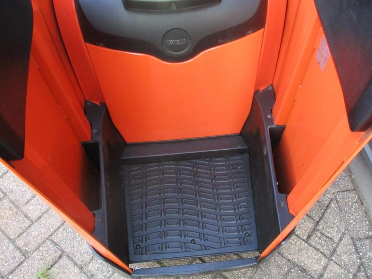 Refurbished 2021 TOYOTA LPE250 - 2127